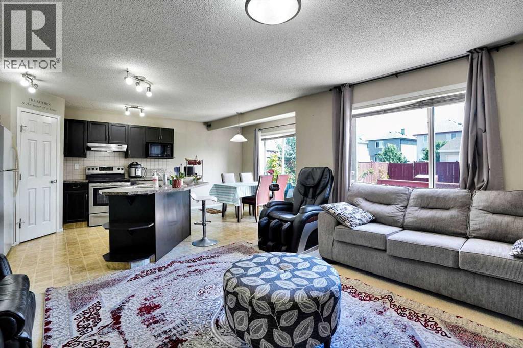 62 Covewood Manor, Calgary, Alberta  T3K 5P9 - Photo 12 - A2330588