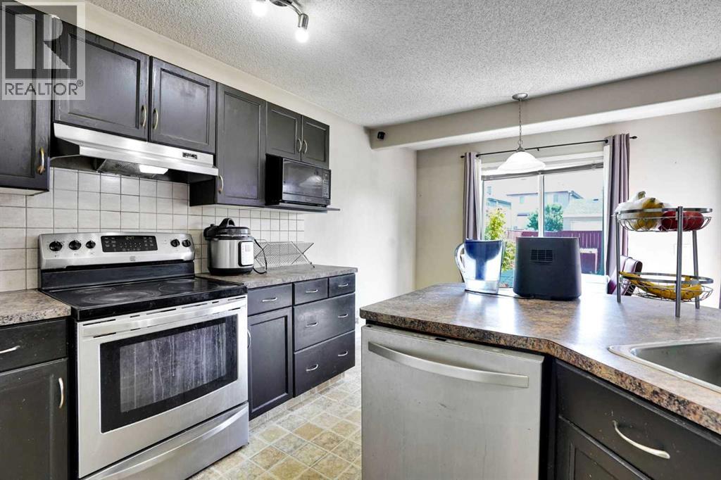 62 Covewood Manor, Calgary, Alberta  T3K 5P9 - Photo 18 - A2330588