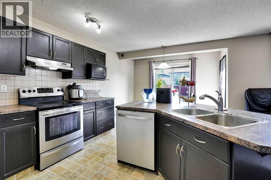 62 Covewood Manor, Calgary, Alberta  T3K 5P9 - Photo 17 - A2330588