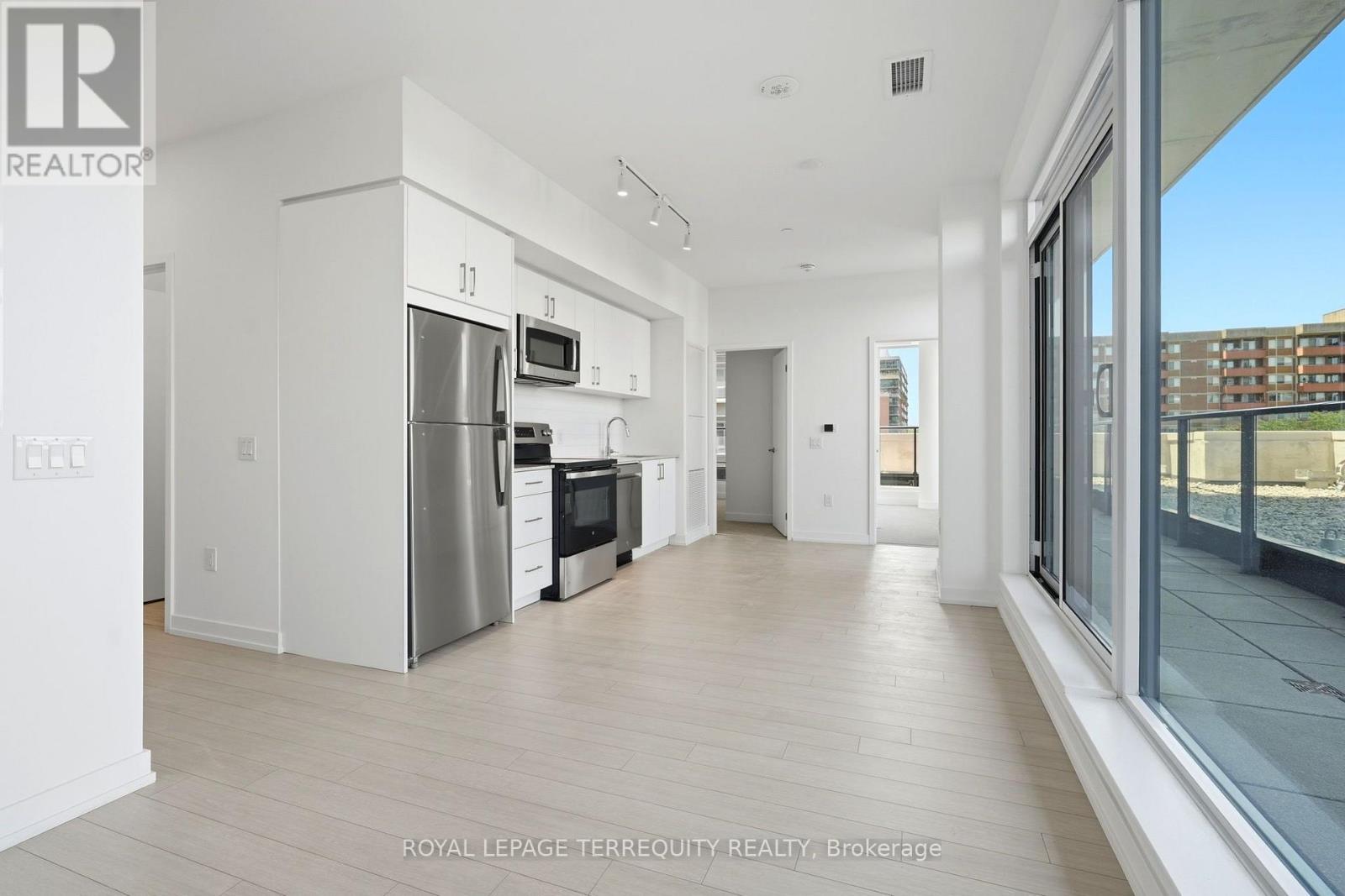 712 - 4010 Eglinton Avenue W, Toronto, Ontario  M9A 0G5 - Photo 8 - W13601504