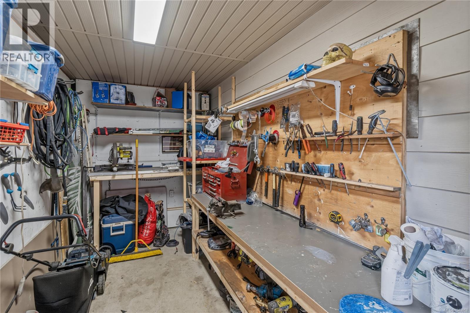 Listing image 52