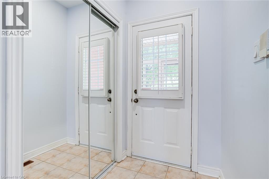 173 Margaret Drive, Oakville, Ontario  L6K 2W2 - Photo 4 - 40851010