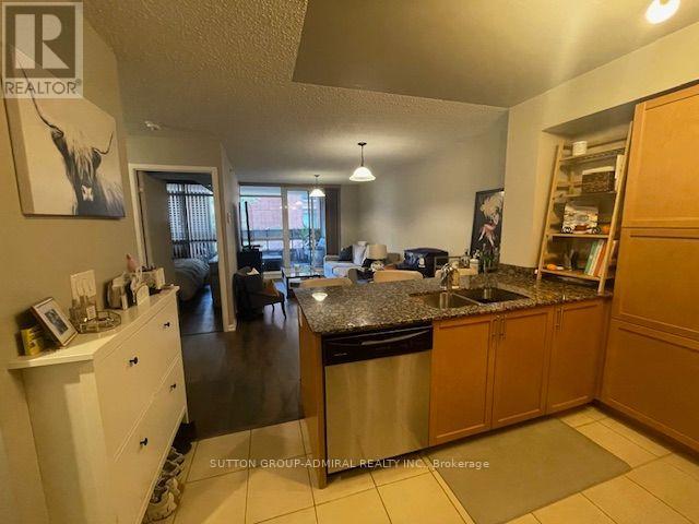 403 - 800 Lawrence Avenue W, Toronto, Ontario  M6A 0B1 - Photo 4 - W13604712