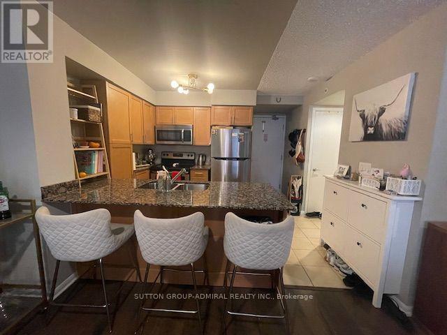 403 - 800 Lawrence Avenue W, Toronto, Ontario  M6A 0B1 - Photo 5 - W13604712
