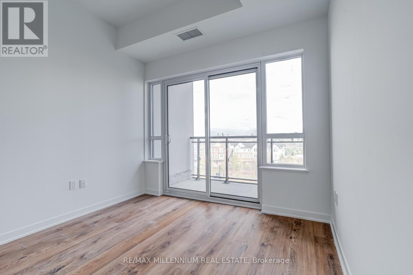 531 - 395 Dundas Street W, Oakville, Ontario  L6M 4M2 - Photo 15 - W13604720
