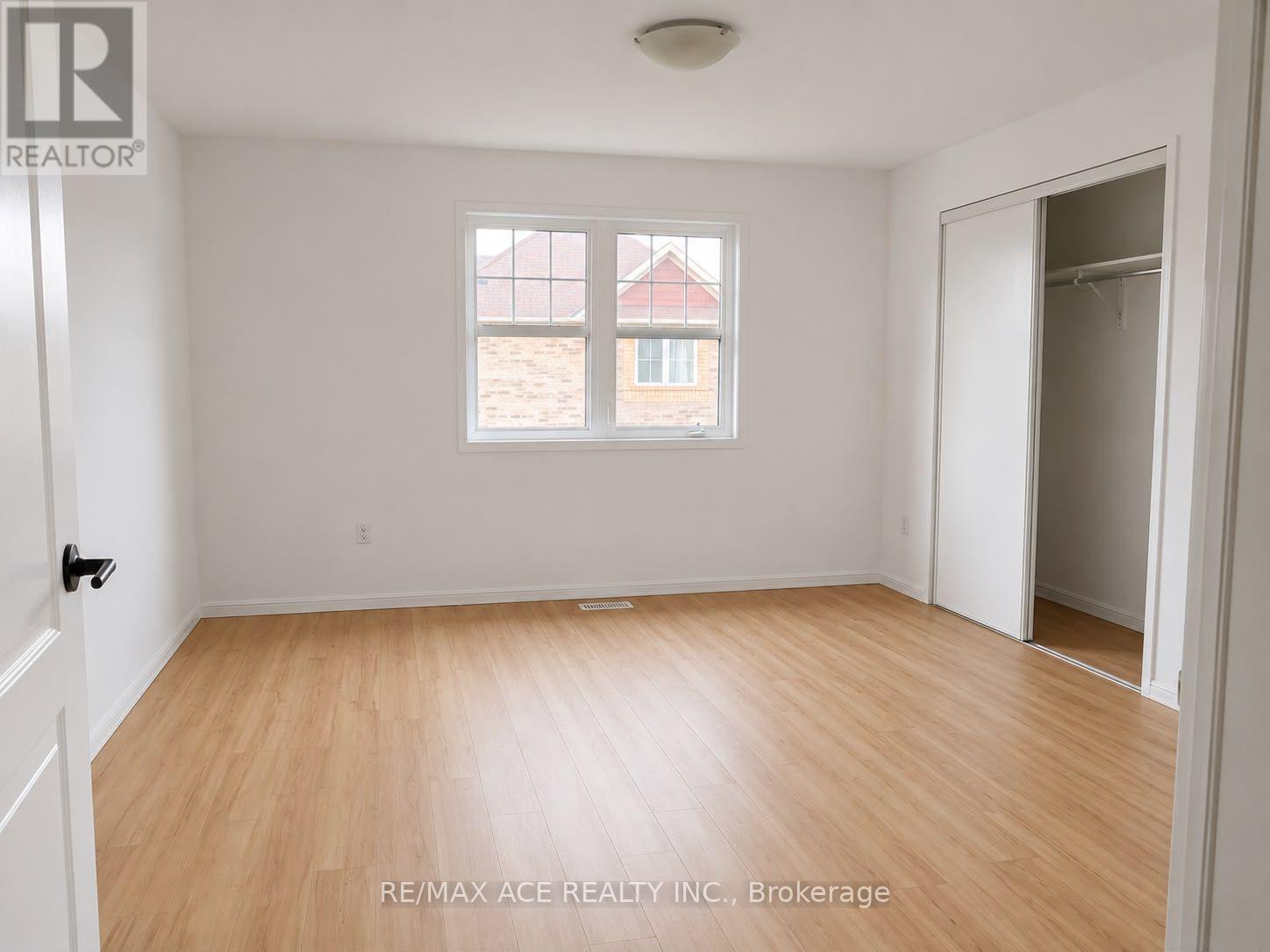 901 Rigo Crossing Crescent, Milton, Ontario  L9T 8E1 - Photo 9 - W13604730