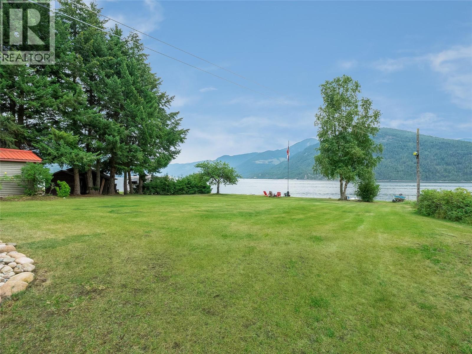 7510 Deer Park Road, Deer Park, British Columbia V1N 4V8 - Photo 8 - 10394792