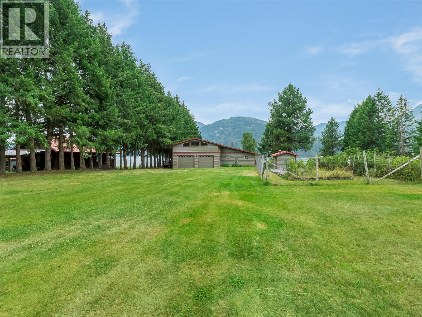 7510 Deer Park Road, Deer Park, British Columbia V1N 4V8 - Photo 10 - 10394792