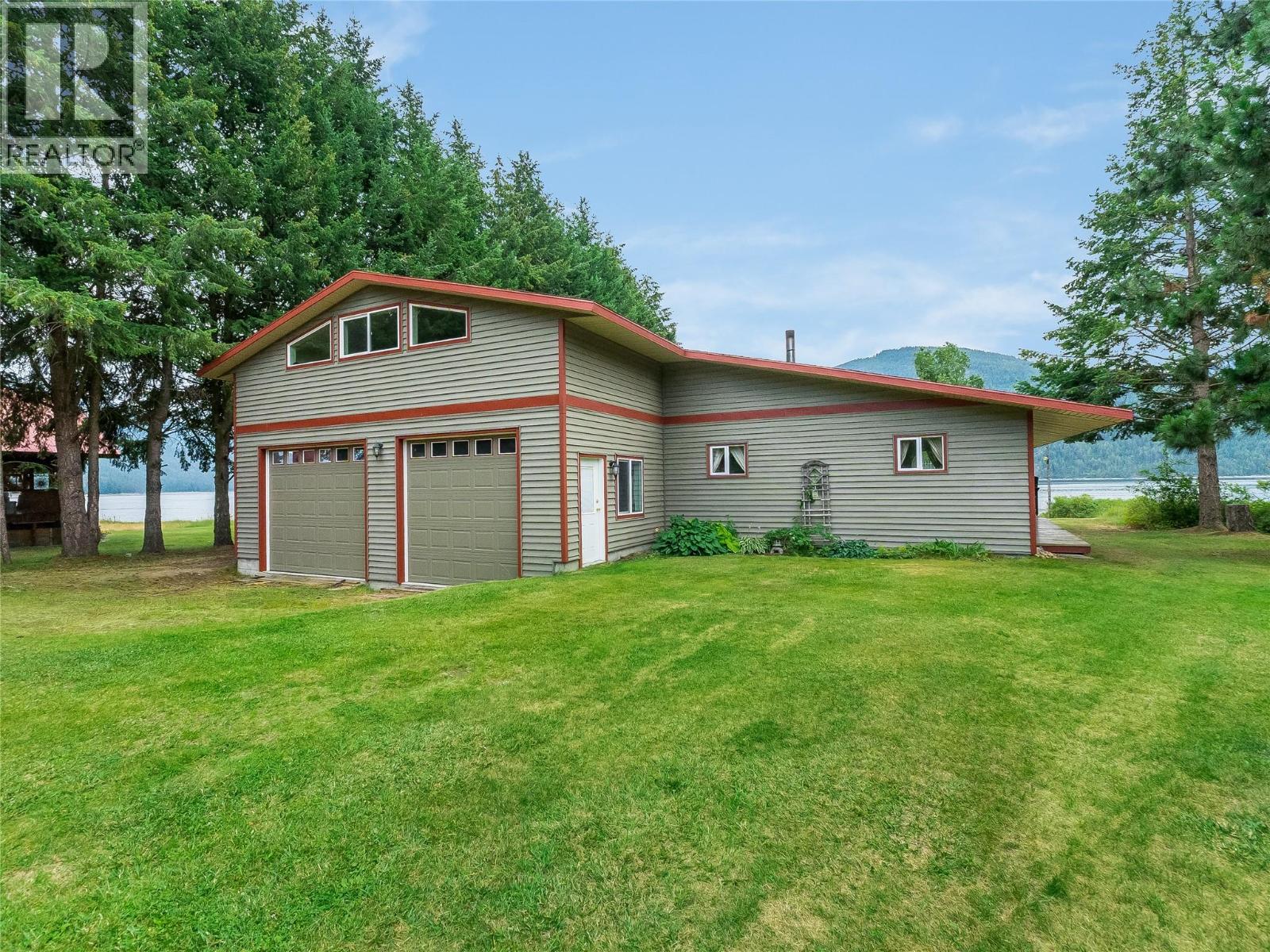 7510 Deer Park Road, Deer Park, British Columbia V1N 4V8 - Photo 5 - 10394792