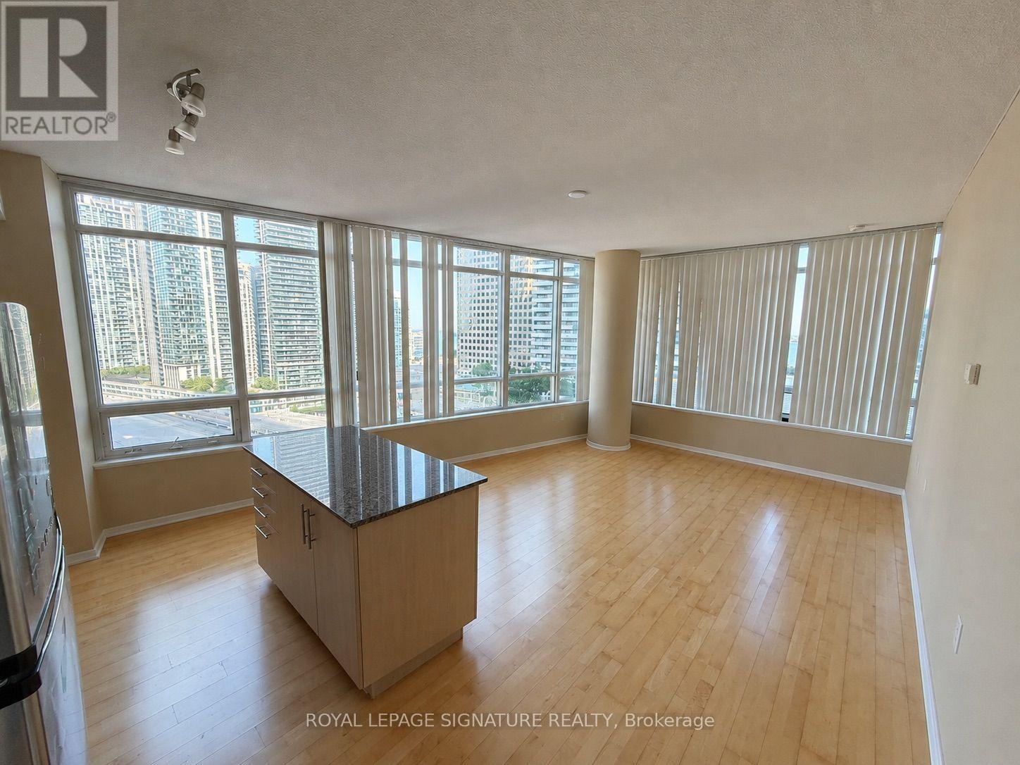 1310 - 65 Bremner Boulevard, Toronto, Ontario  M5J 0A7 - Photo 3 - C13601360