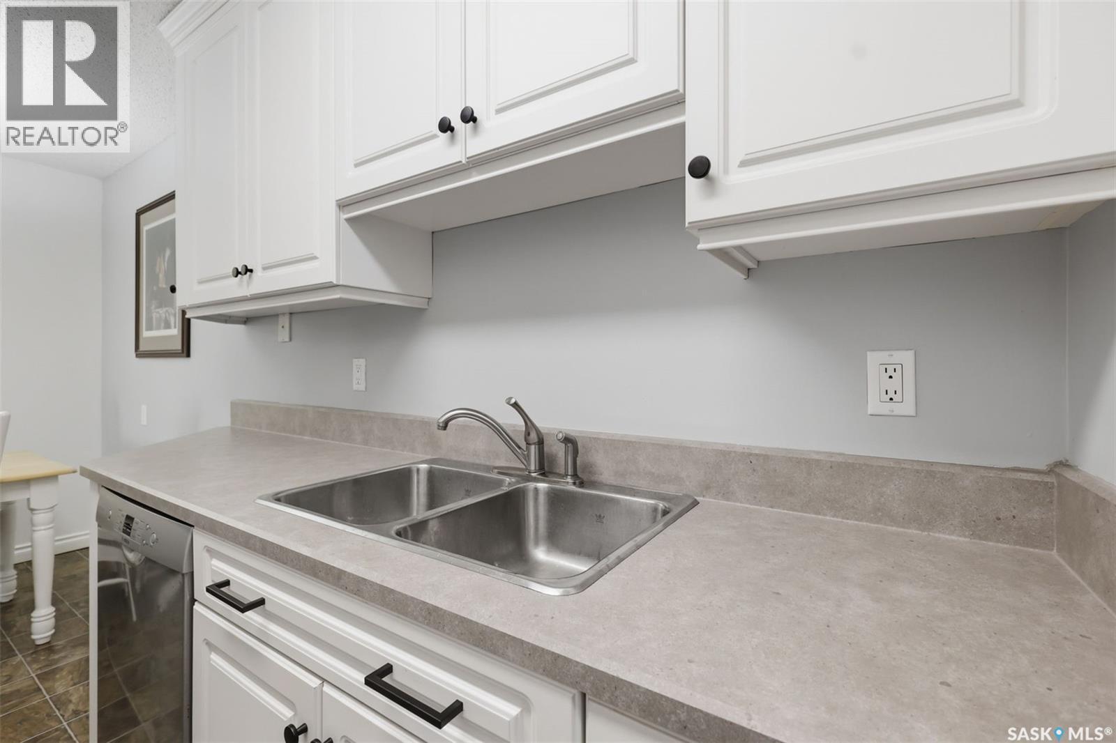 717 310 Stillwater Drive, Saskatoon, Saskatchewan  S7J 4H7 - Photo 11 - SK043647