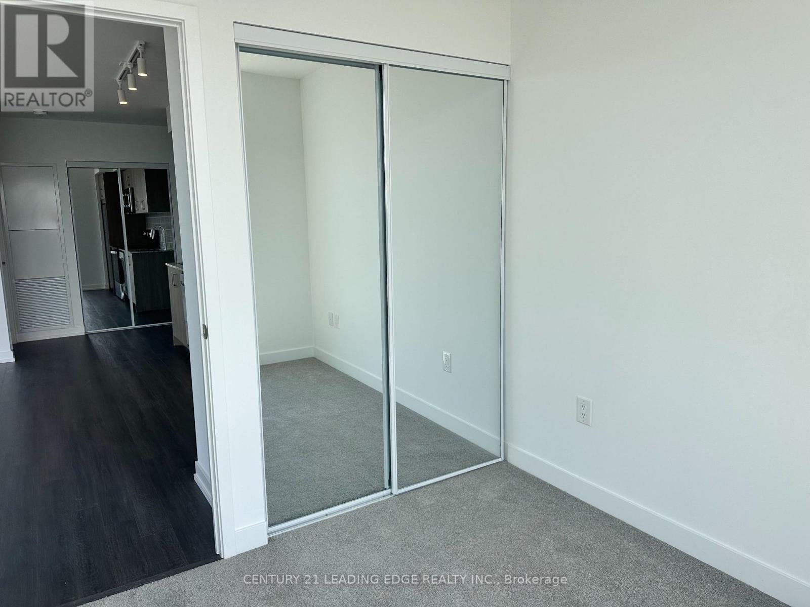 810 - 4010 Eglinton Avenue W, Toronto (Humber Heights), Ontario  M9A 0G5 - Photo 4 - W13604740