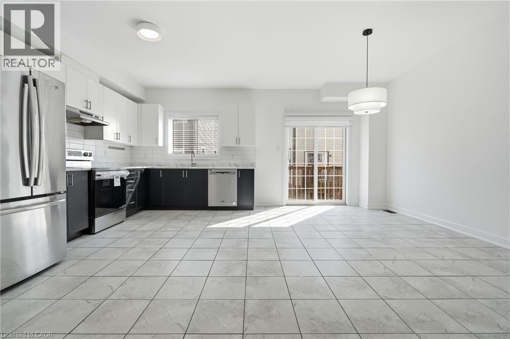 17 Savage Drive, Waterdown, Ontario  L8B 0A1 - Photo 7 - 40850966