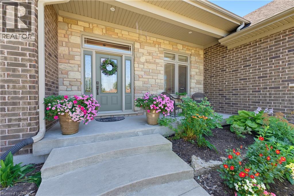 60 Donjon Boulevard, Port Dover, Ontario  N0A 1N7 - Photo 3 - 40851074