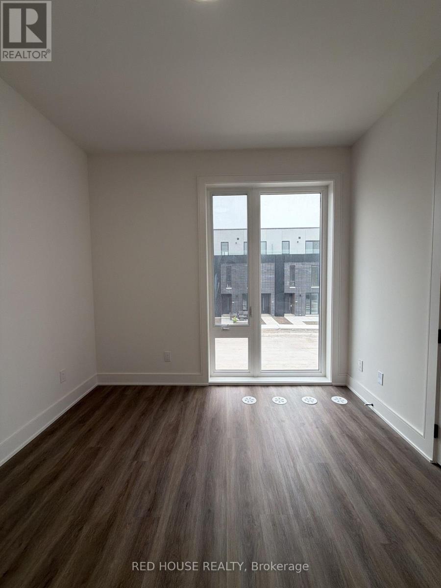 167 Everett Common, St. Catharines, Ontario  L2P 0G7 - Photo 14 - X13604750
