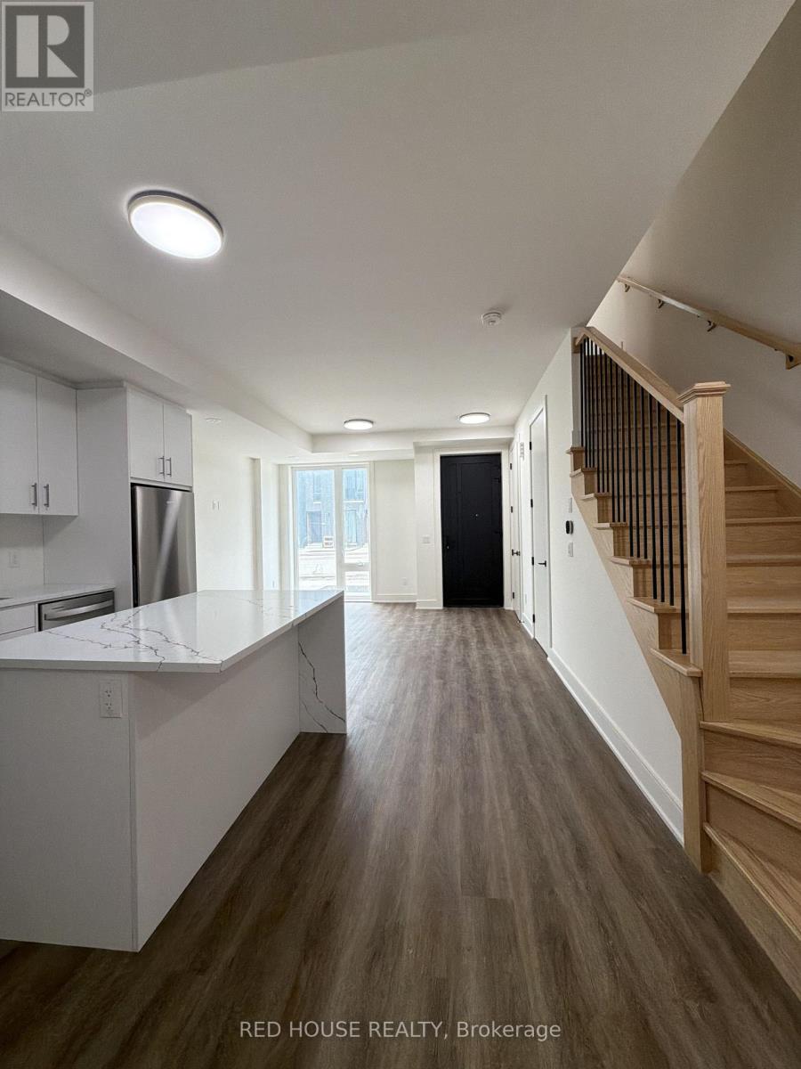 167 Everett Common, St. Catharines, Ontario  L2P 0G7 - Photo 3 - X13604750