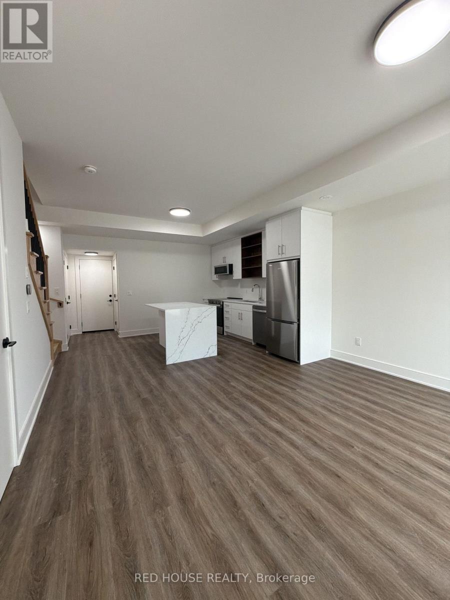 167 Everett Common, St. Catharines, Ontario  L2P 0G7 - Photo 6 - X13604750