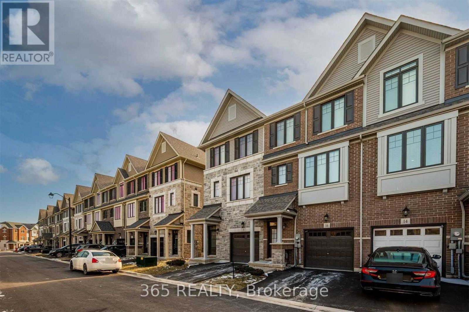 16 Hibiscus Lane, Hamilton, Ontario  L8K 5J3 - Photo 2 - X13604758