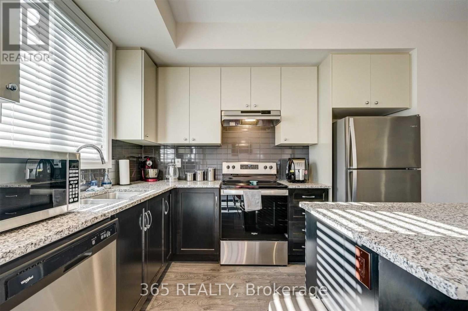 16 Hibiscus Lane, Hamilton, Ontario  L8K 5J3 - Photo 21 - X13604758
