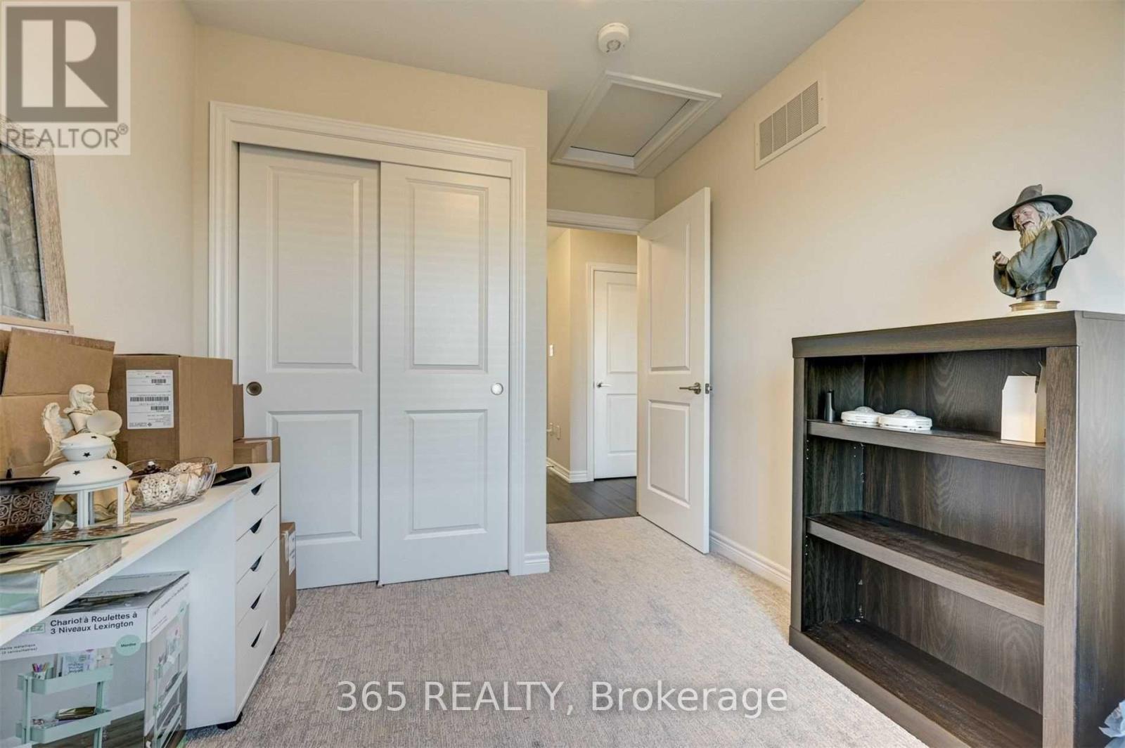 16 Hibiscus Lane, Hamilton, Ontario  L8K 5J3 - Photo 36 - X13604758