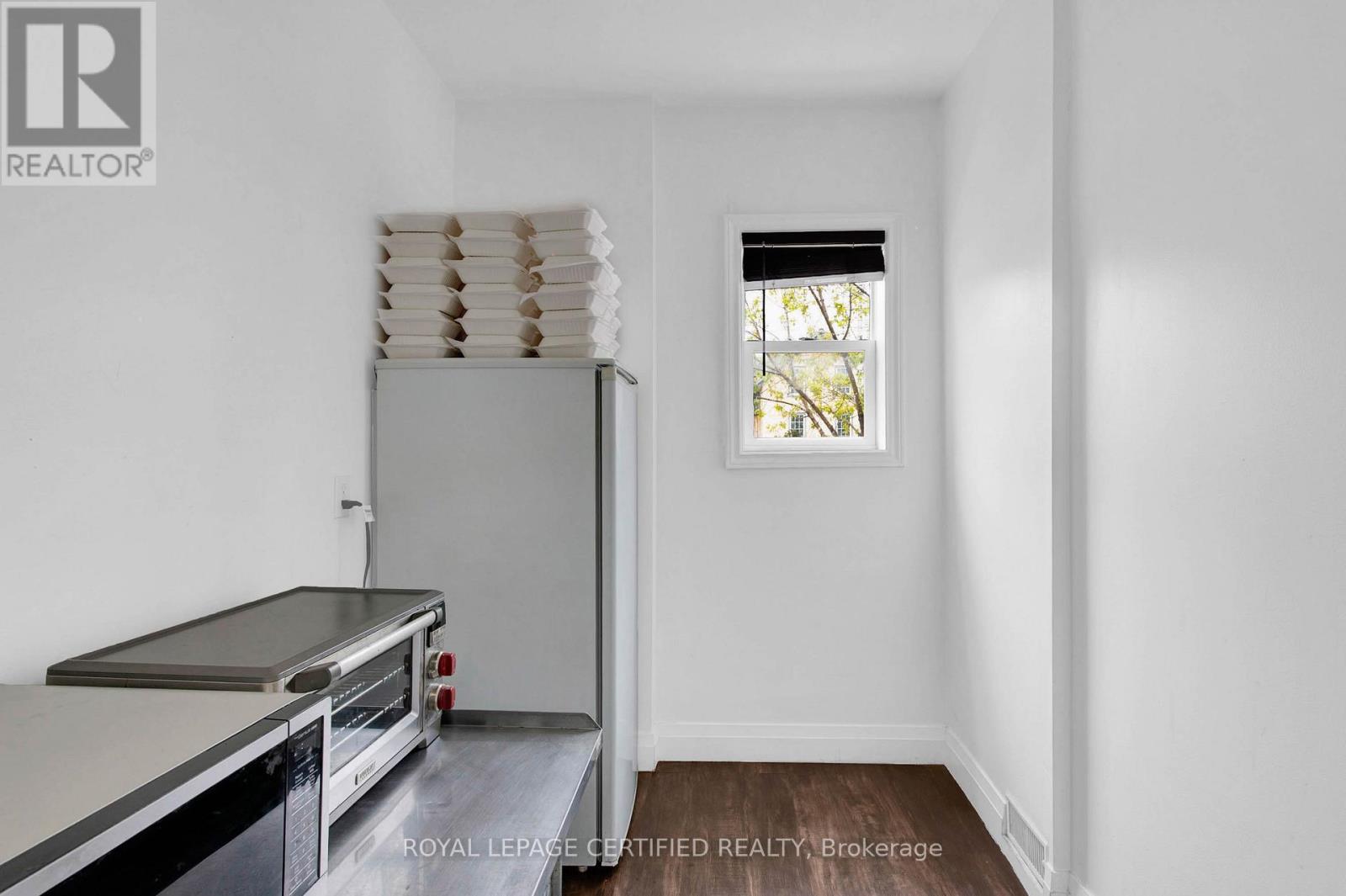 25 Eby Street S, Kitchener, Ontario  N2G 3K6 - Photo 15 - X13604762