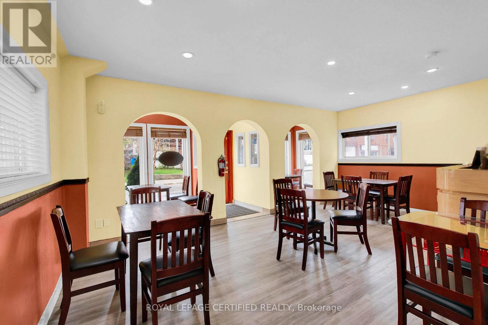 25 Eby Street S, Kitchener, Ontario  N2G 3K6 - Photo 6 - X13604762