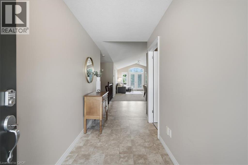 6 Sunnydale Court, Smithville, Ontario  L0R 2A0 - Photo 6 - 40851016