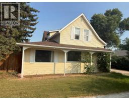 208 2 Street S, Vulcan, Alberta