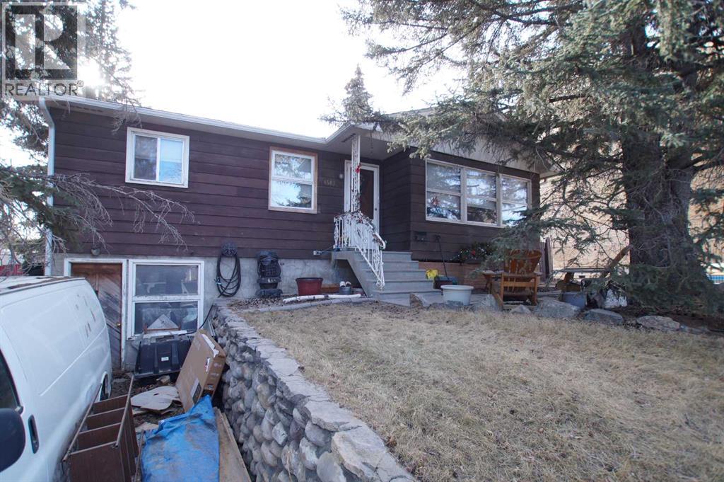 Property Listing: 6503 33 Avenue Nw, Calgary, Alberta