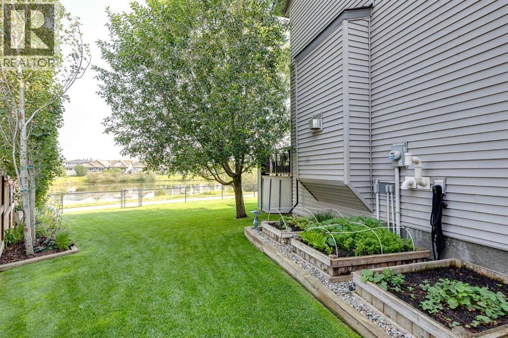 126 Reunion Landing NW, Airdrie, Alberta  T4B 3W4 - Photo 39 - A2329058