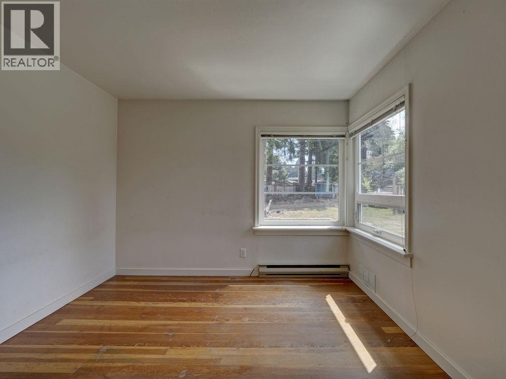 5724 Porpoise Bay Road, Sechelt, British Columbia  V0N 3A3 - Photo 18 - R3149847
