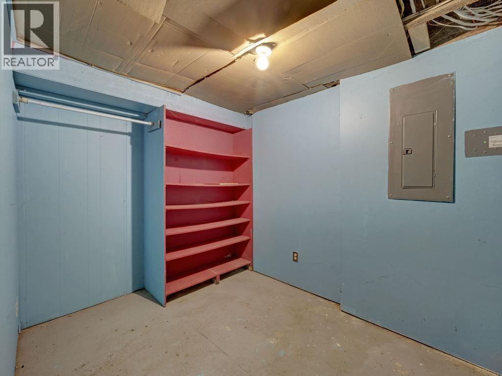 5724 Porpoise Bay Road, Sechelt, British Columbia  V0N 3A3 - Photo 20 - R3149847