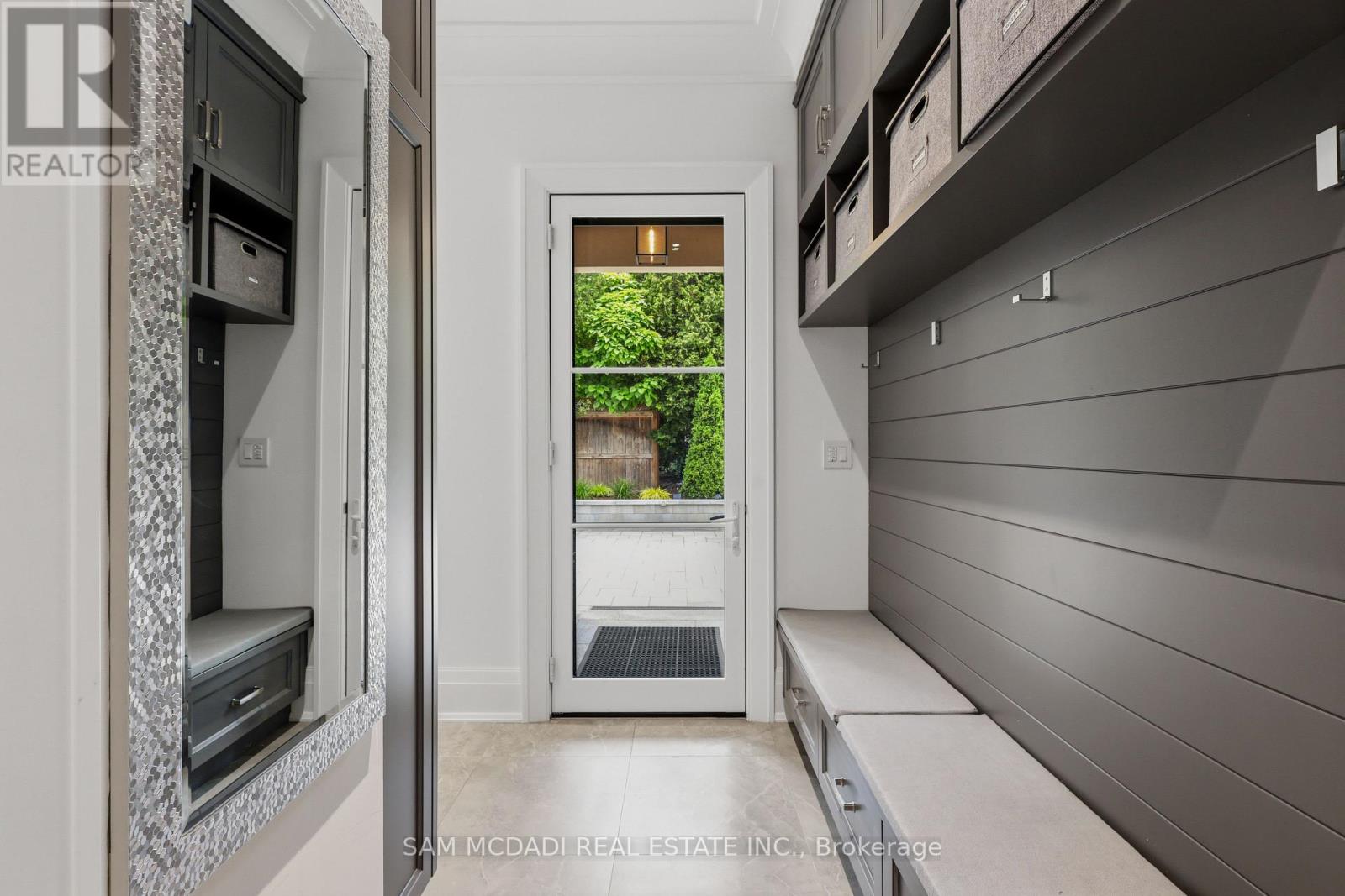 1342 Nocturne Court, Mississauga, Ontario  L5H 2L8 - Photo 22 - W13604838