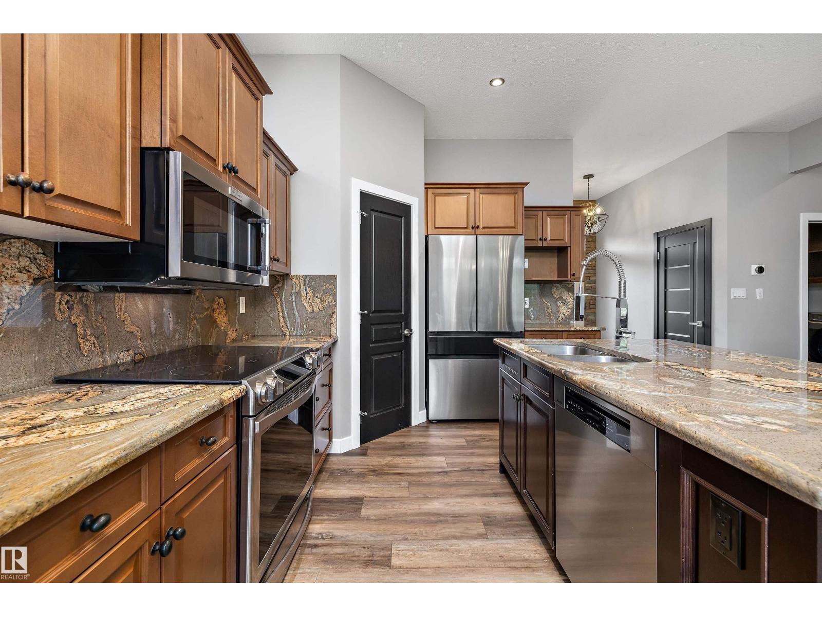 4044 Crowsnest Cr, Sherwood Park, Alberta  T8H 0G9 - Photo 7 - E4500680