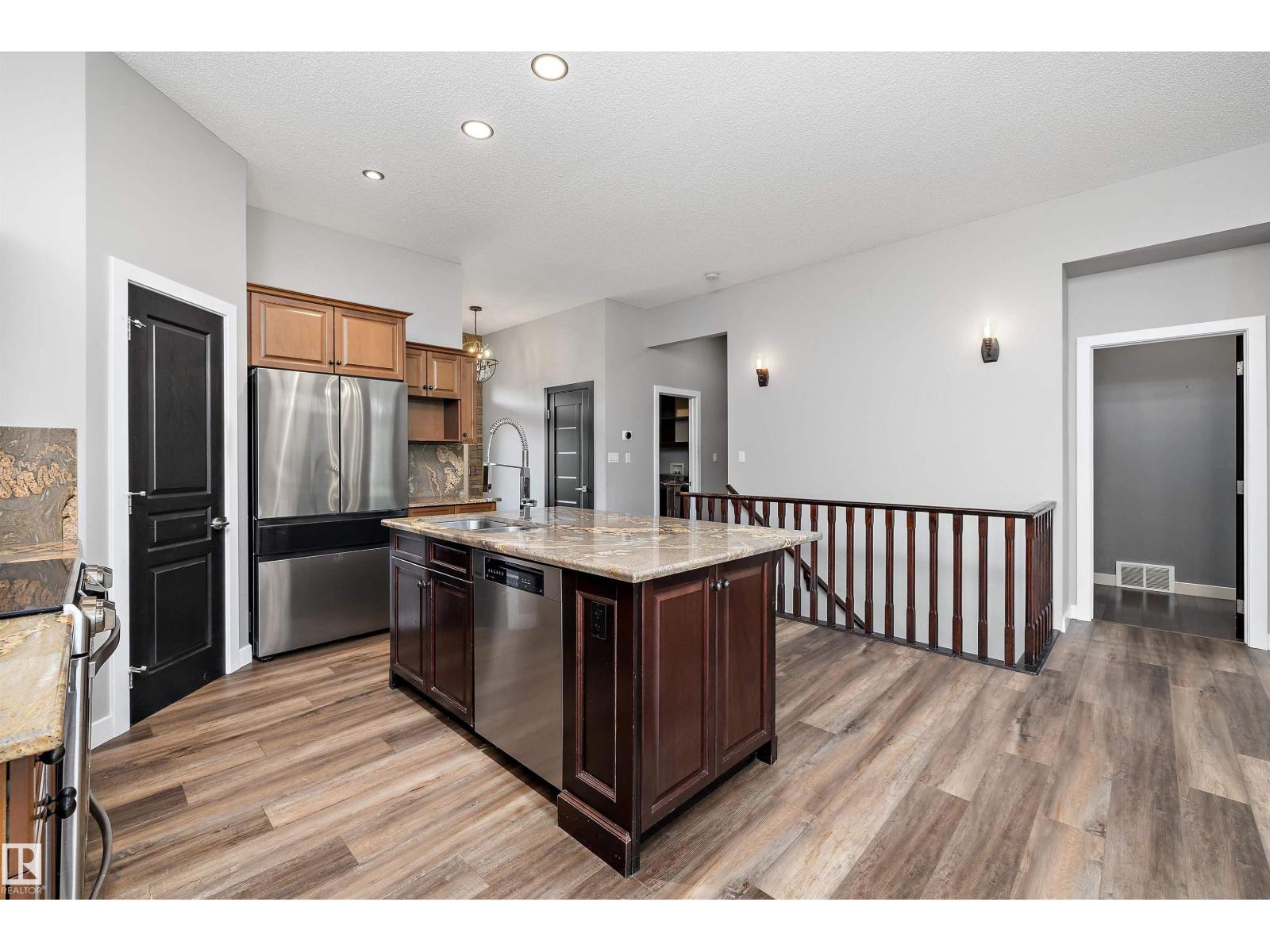 4044 Crowsnest Cr, Sherwood Park, Alberta  T8H 0G9 - Photo 8 - E4500680