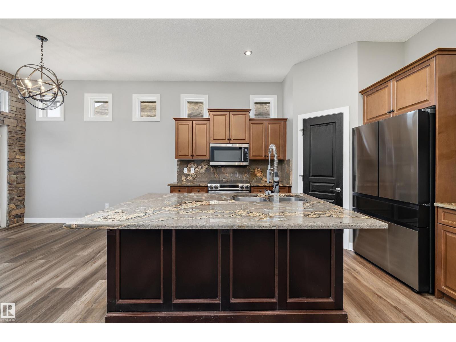 4044 Crowsnest Cr, Sherwood Park, Alberta  T8H 0G9 - Photo 9 - E4500680