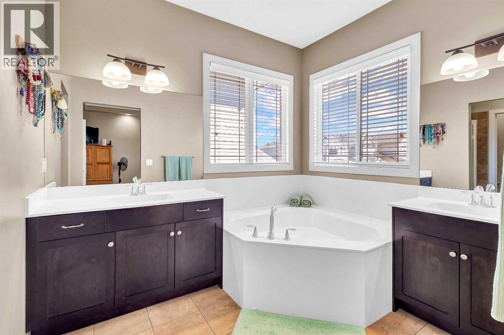 21 Evansfield Way NW, Calgary, Alberta  T3P 0L1 - Photo 17 - A2330913