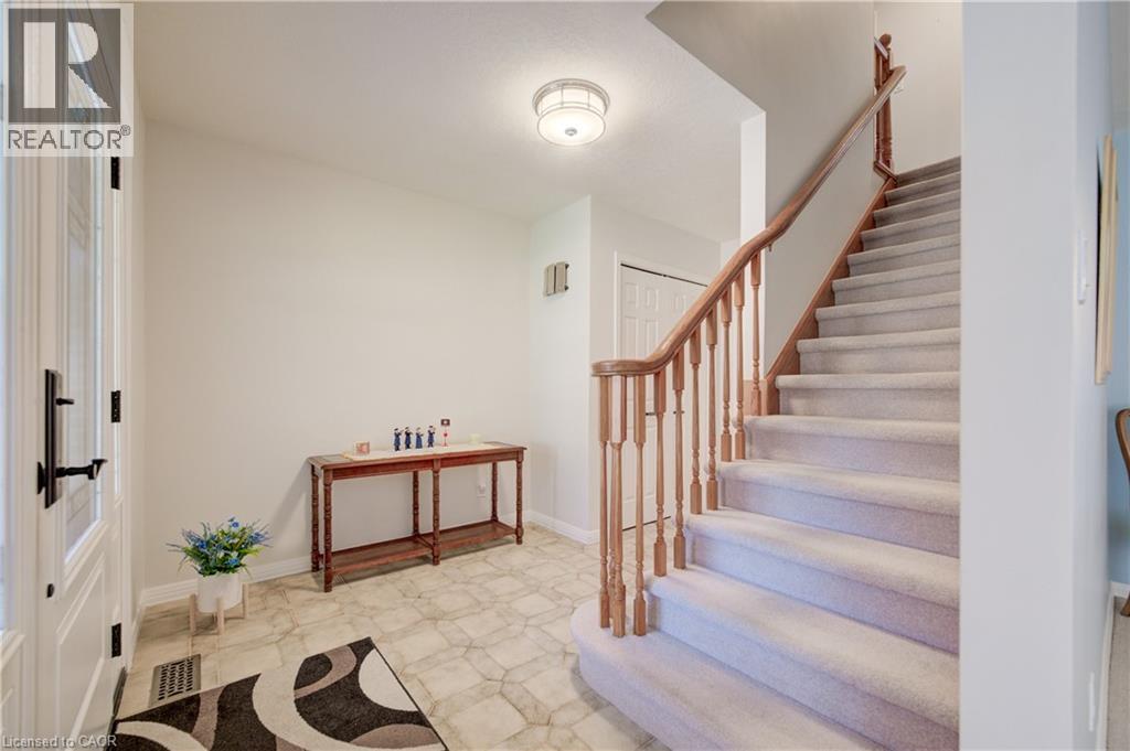 54 Stonegate Drive, Kitchener, Ontario  N2A 2Z1 - Photo 5 - 40842765
