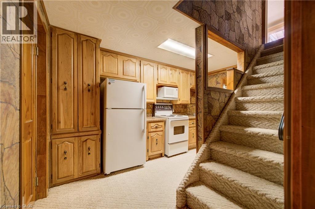 54 Stonegate Drive, Kitchener, Ontario  N2A 2Z1 - Photo 32 - 40842765