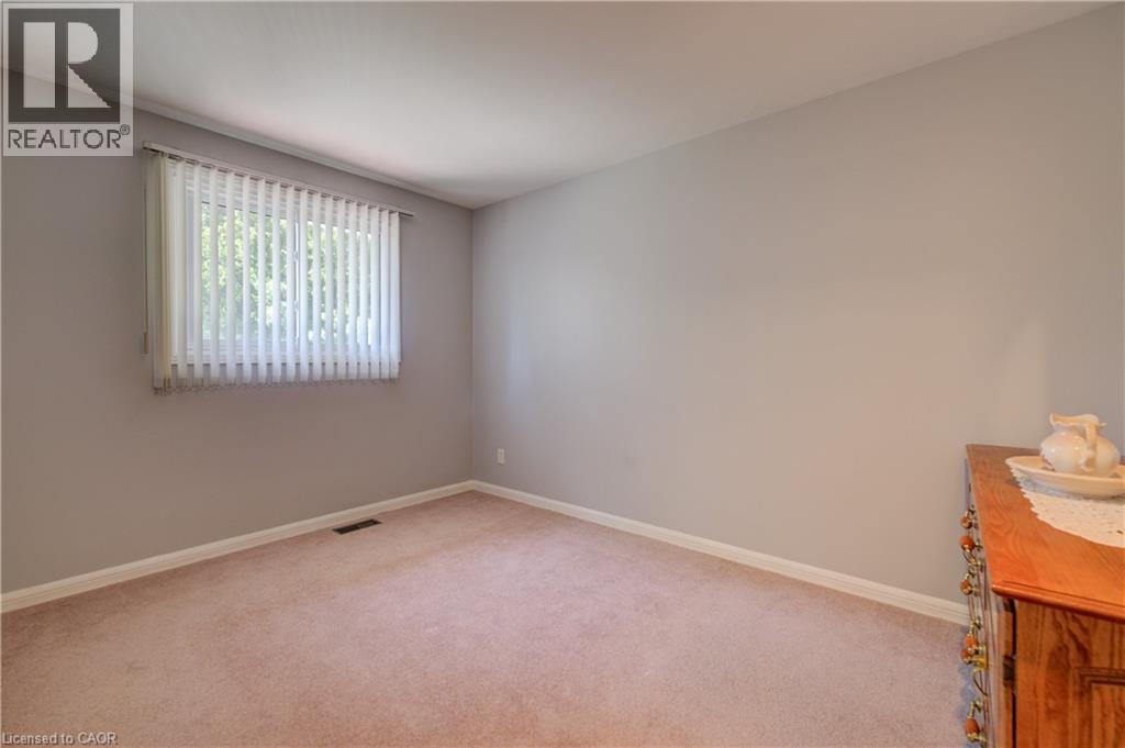 54 Stonegate Drive, Kitchener, Ontario  N2A 2Z1 - Photo 26 - 40842765