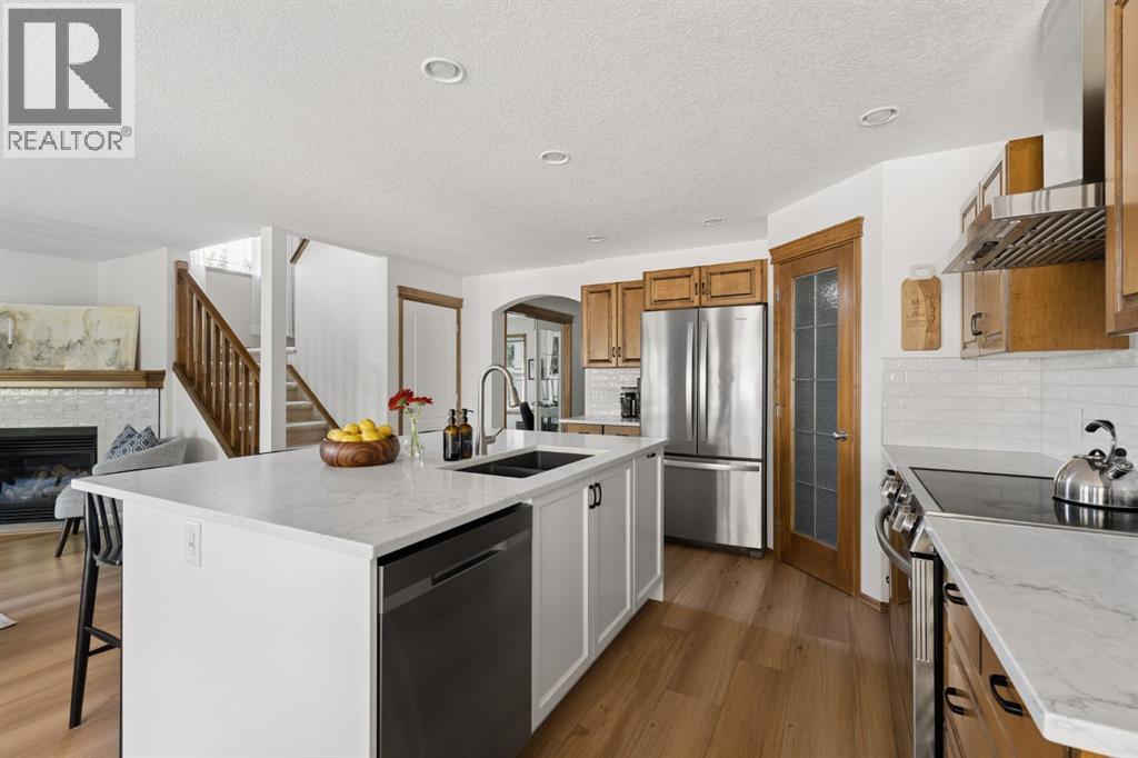36 Cranfield Manor SE, Calgary, Alberta  T3M 1K6 - Photo 6 - A2329496