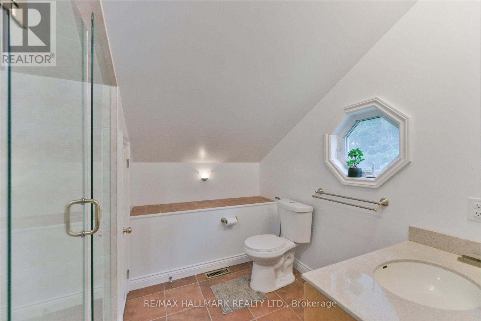 13918 Leslie Street E, Aurora, Ontario  L4G 7C8 - Photo 23 - N13603124