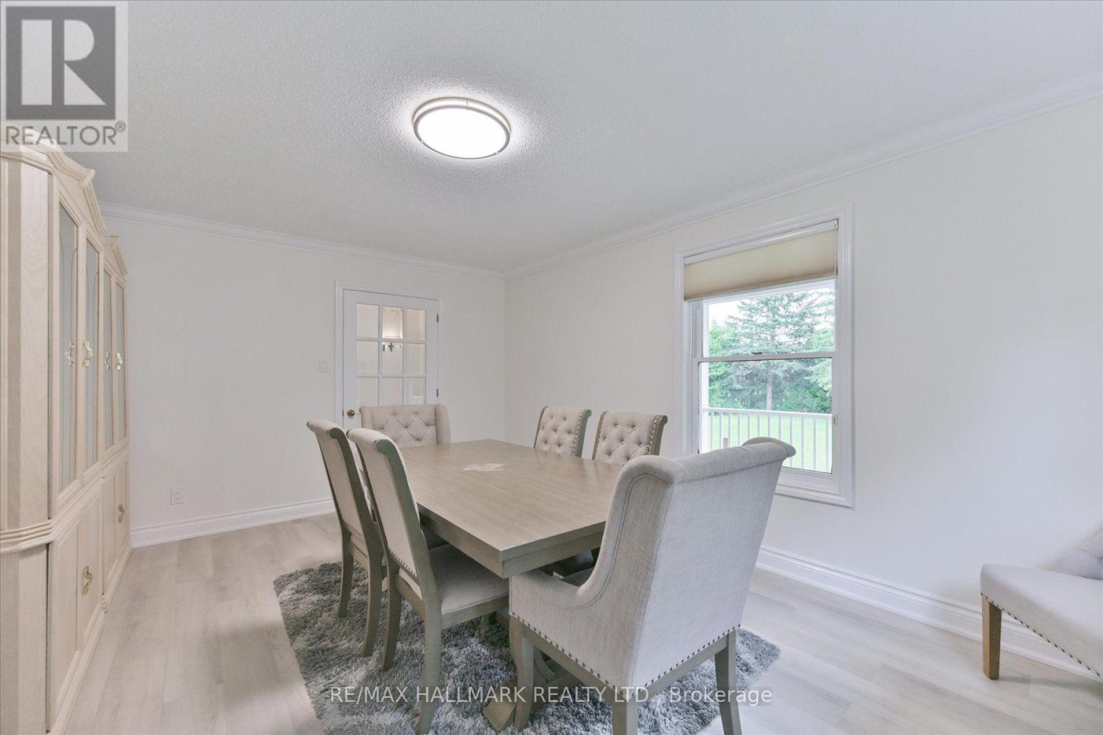 13918 Leslie Street E, Aurora, Ontario  L4G 7C8 - Photo 10 - N13603124