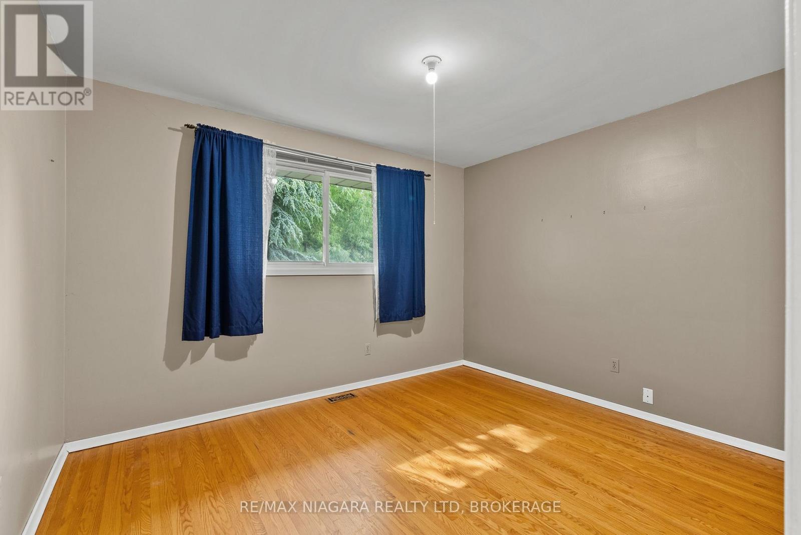6 Bedford Court, St. Catharines (Lakeport), Ontario  L2N 4C8 - Photo 18 - X13604862