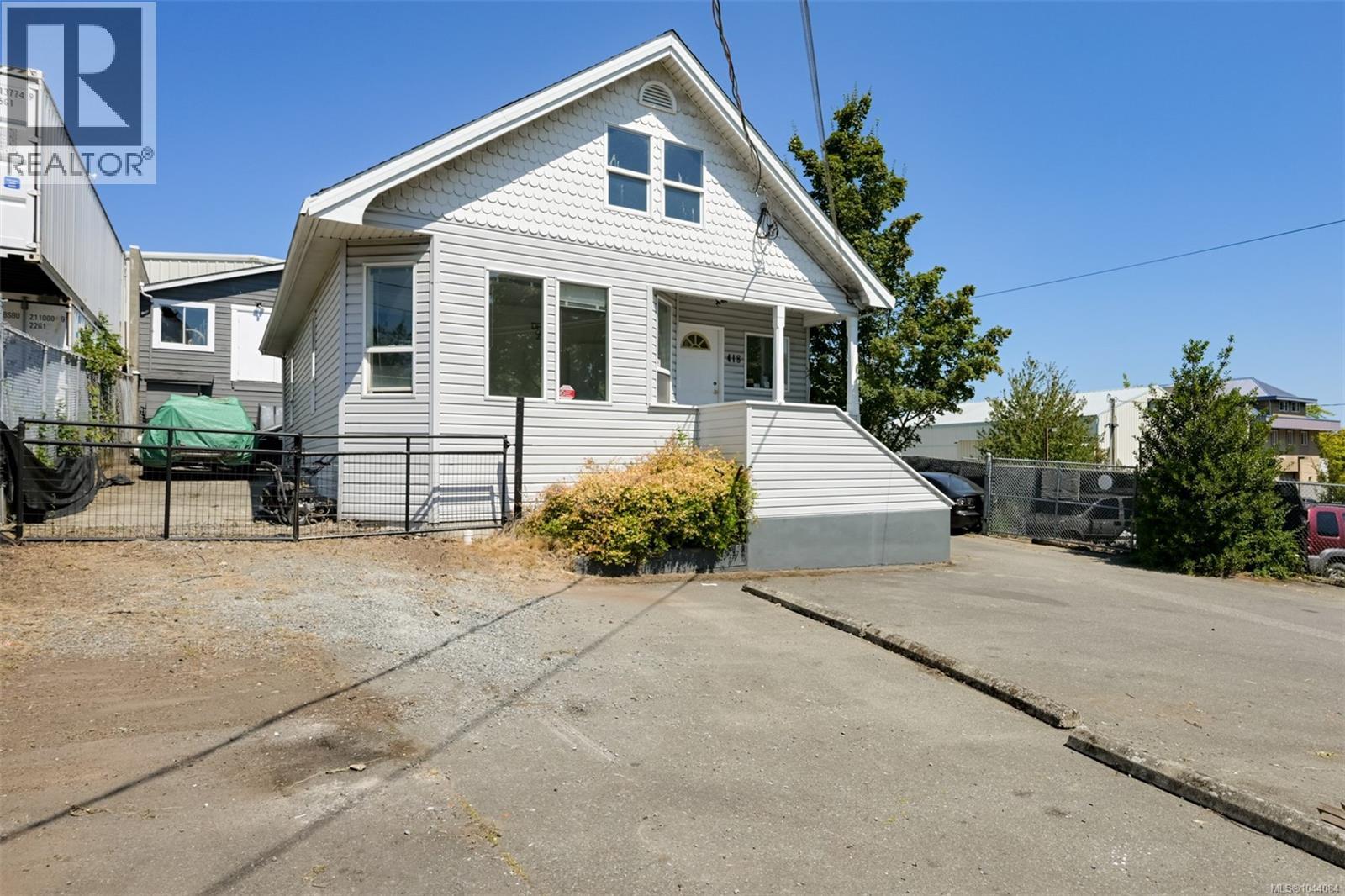 Listing image 17