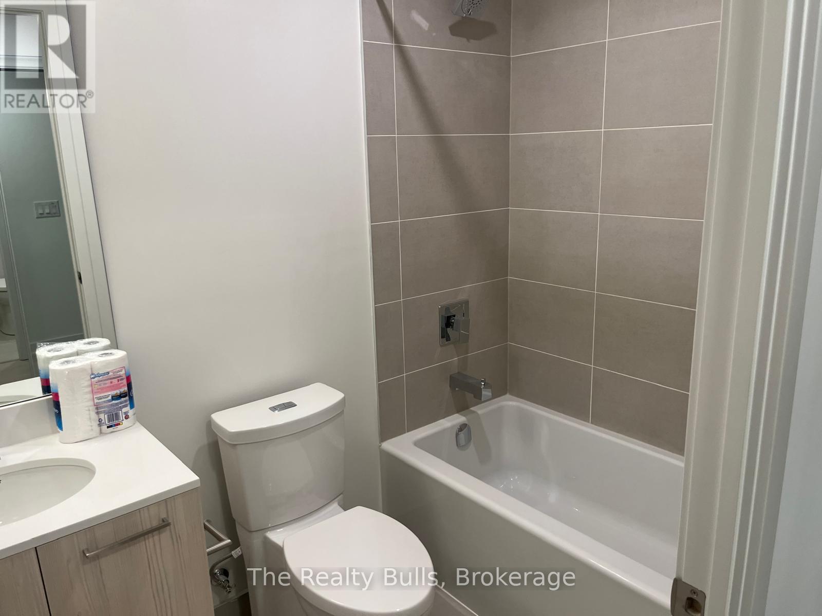 2407 - 65 Mutual Street, Toronto (Church-Yonge Corridor), Ontario  M5B 0E5 - Photo 6 - C13604932