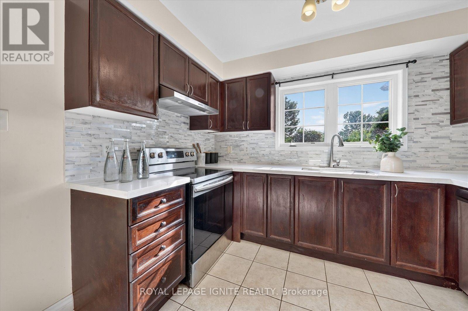 57 Armitage Crescent, Ajax, Ontario  L1T 4L1 - Photo 19 - E13604914