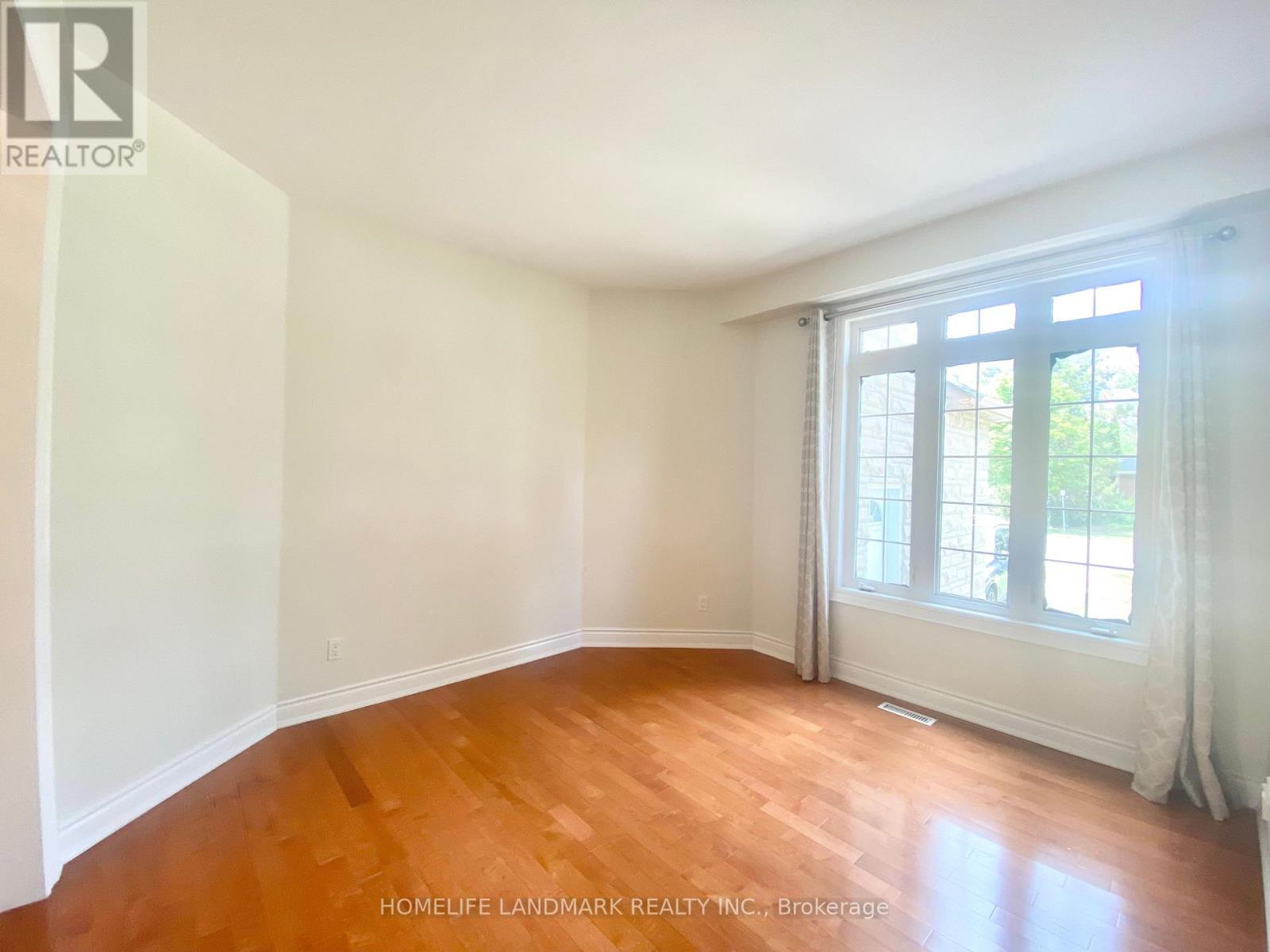 315 Weldrick Road, Richmond Hill, Ontario L4C 0A7 - Photo 11 - N13604888