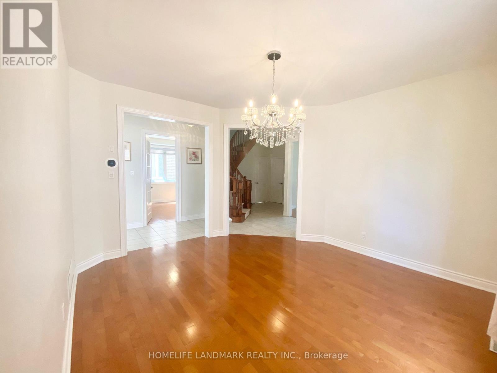 315 Weldrick Road, Richmond Hill, Ontario L4C 0A7 - Photo 16 - N13604888