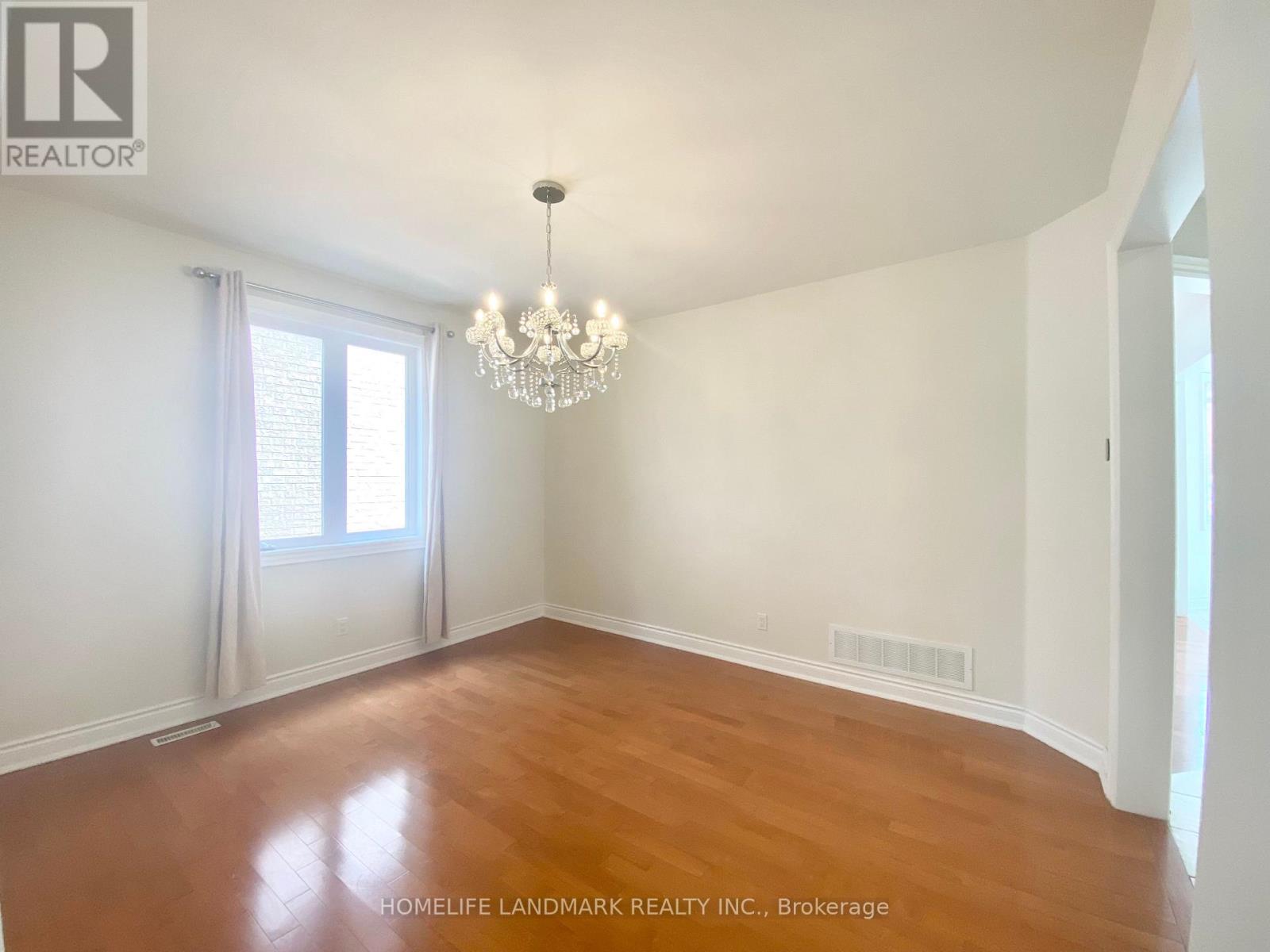 315 Weldrick Road, Richmond Hill, Ontario L4C 0A7 - Photo 18 - N13604888